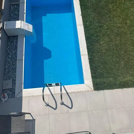 Villa New Luxury Near The Beach! Nea Iraklitsa